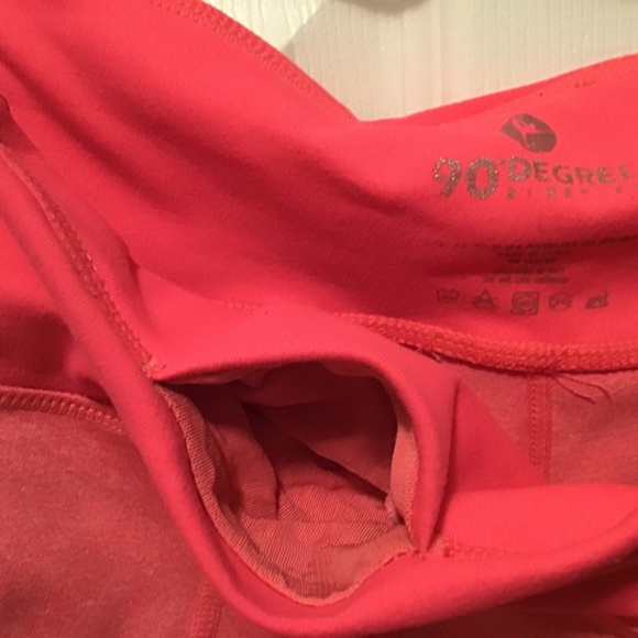 90 degree by reflex shorts - Picture 3 of 3